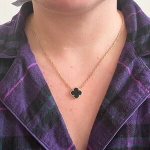 Same Van Cleef New Elegant Black and Gold Clover Necklace